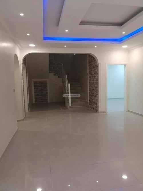 6 bedroom villa in At Tahliyah 12
