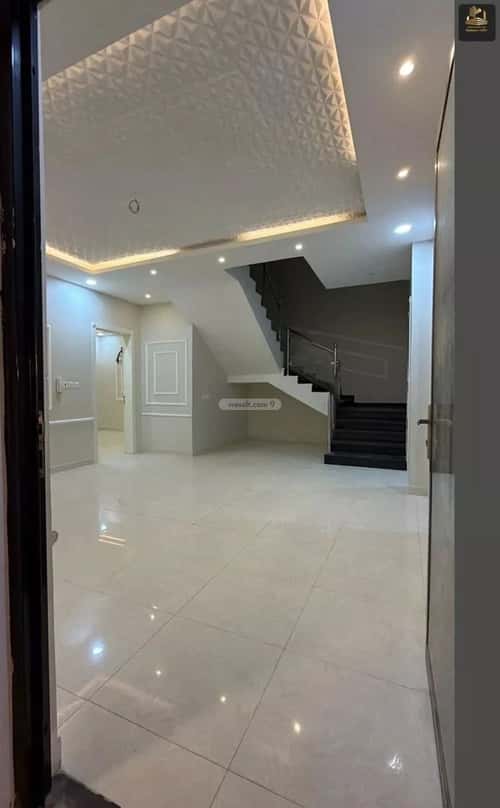 6 bedroom villa in As Sawari 4