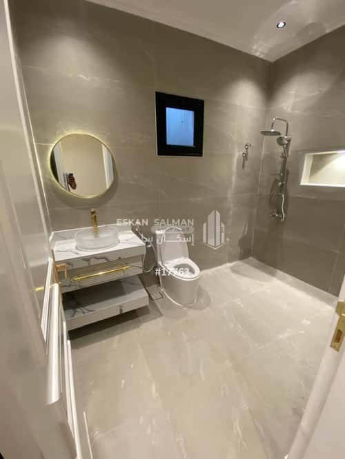 فيلا 9 غرف في الشراع 16