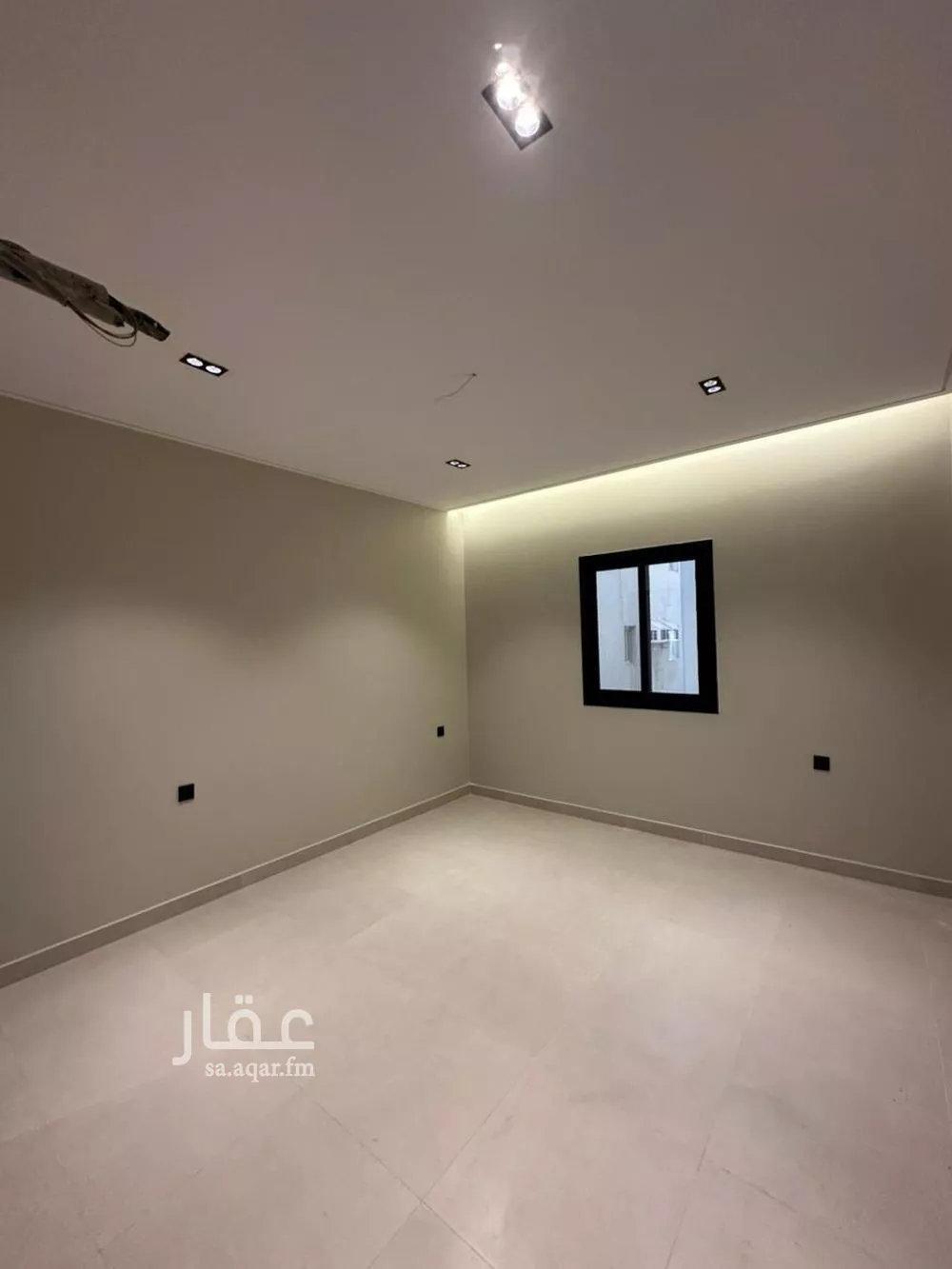 شقة 2 غرف في النزهة 8