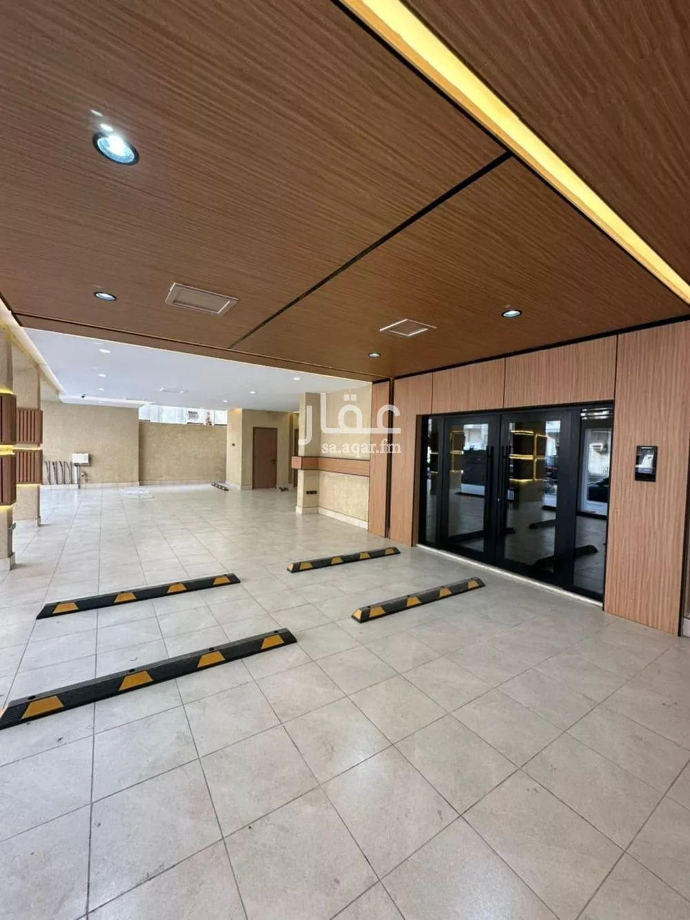 شقة 2 غرف في النزهة 10