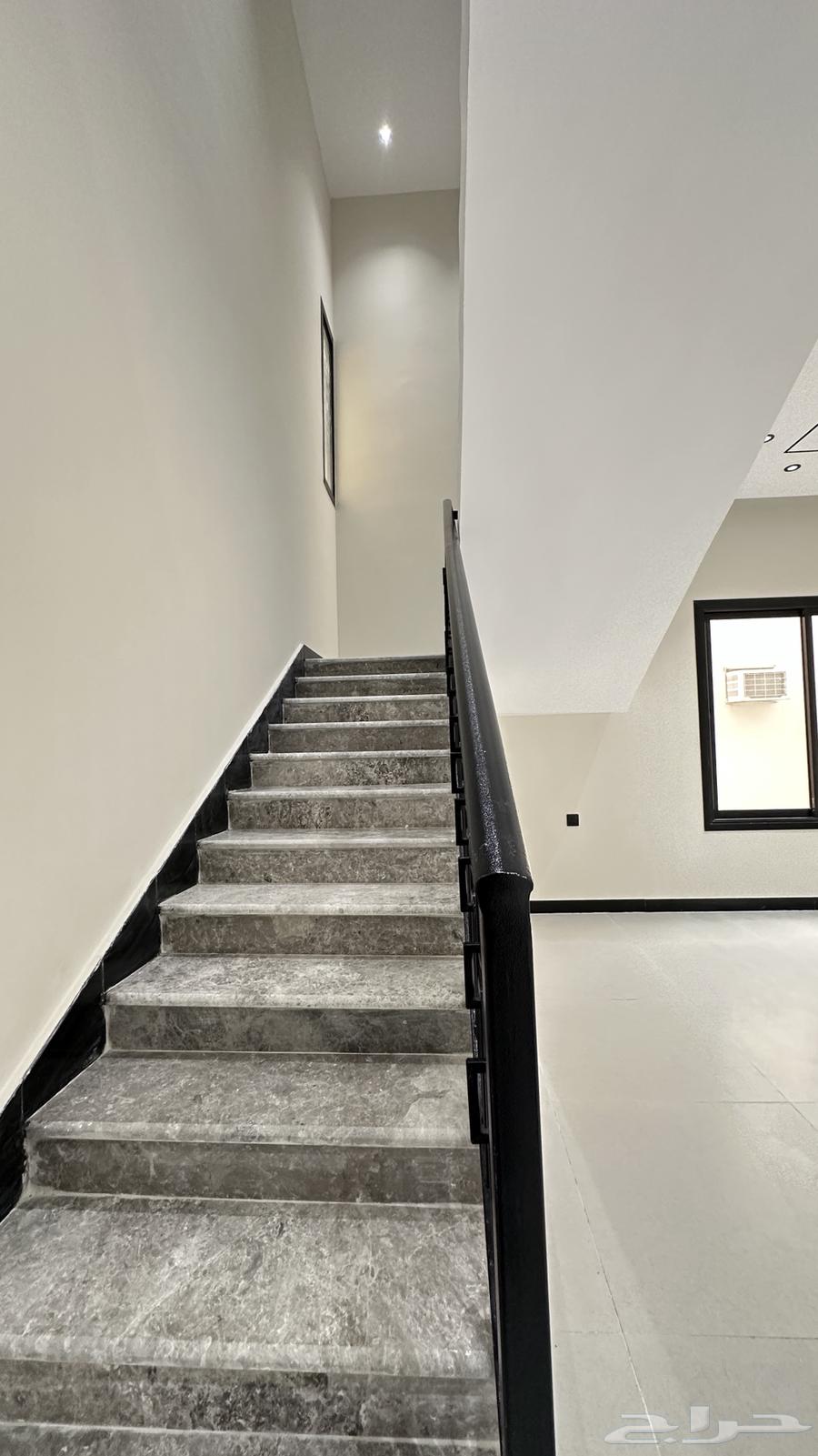 شقة 5 غرف في شوران 15