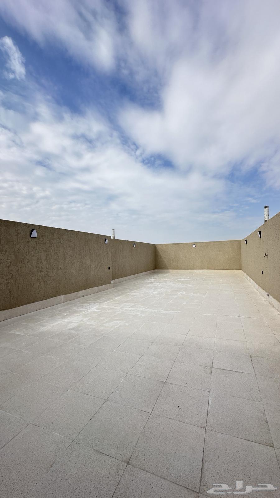 شقة 5 غرف في شوران 18