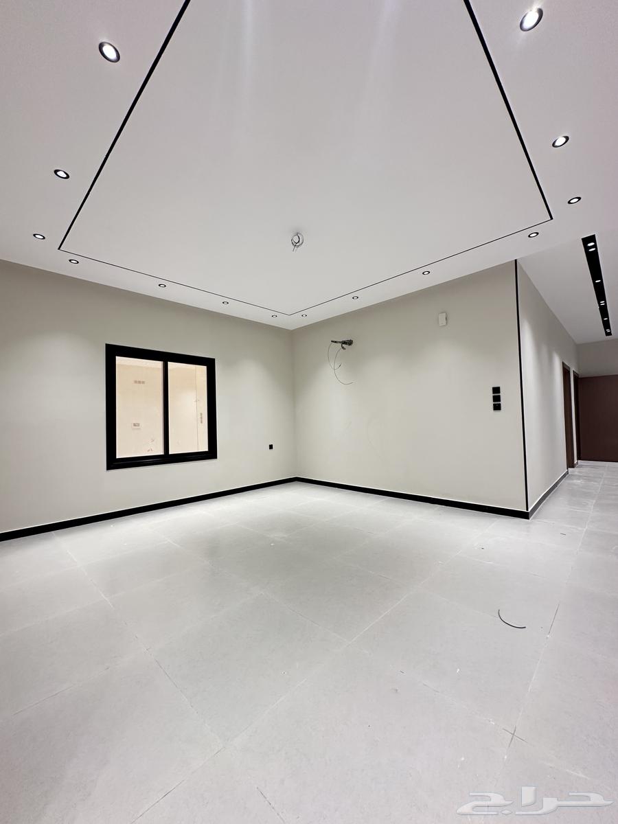 شقة 5 غرف في شوران 28