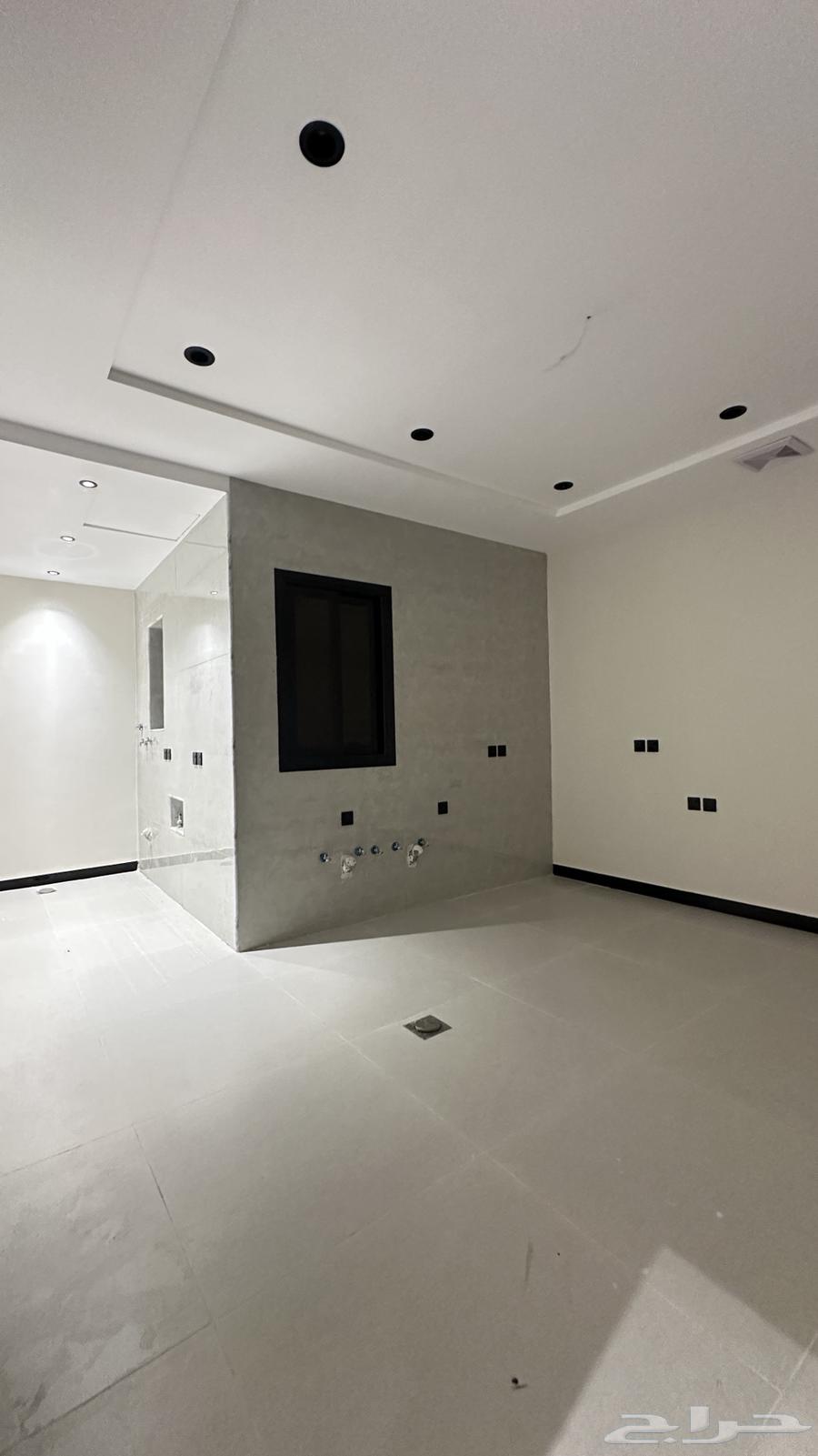 شقة 5 غرف في شوران 10