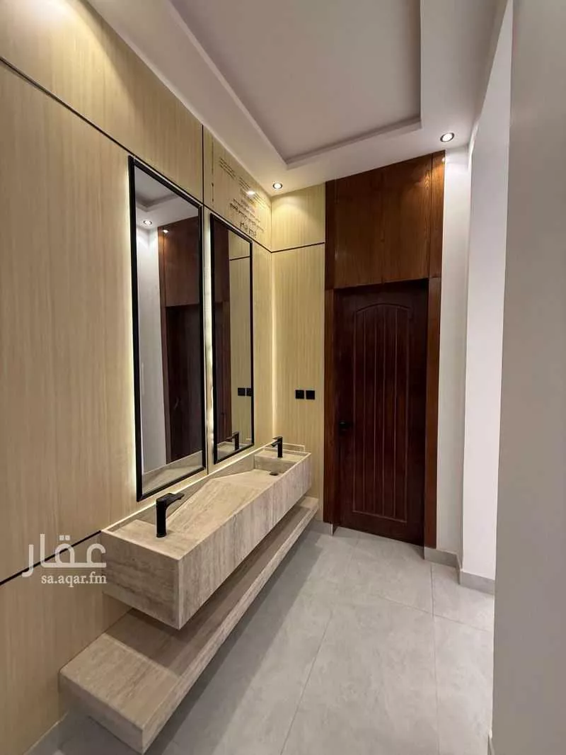 فيلا 5 غرف في الرمال 7