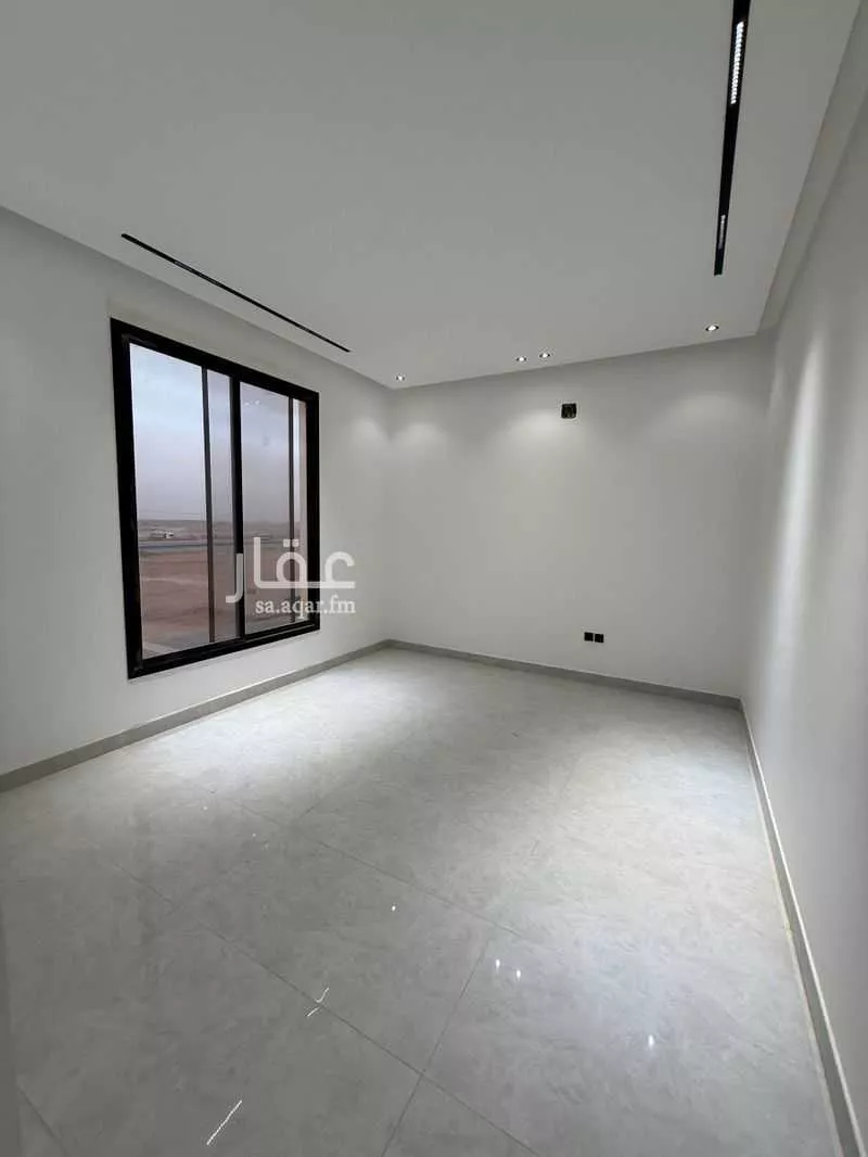 فيلا 5 غرف في الرمال 9