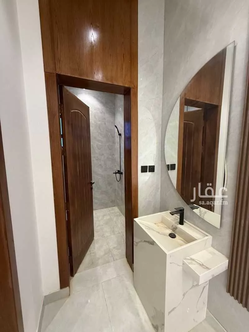 فيلا 5 غرف في الرمال 10