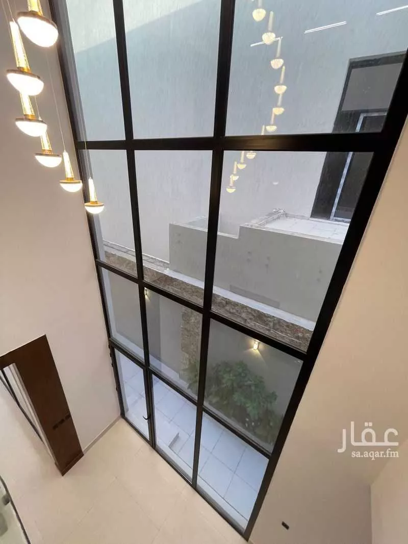 فيلا 5 غرف في النرجس 11