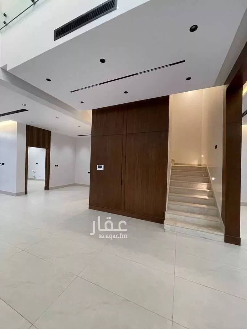 فيلا 5 غرف في النرجس 4