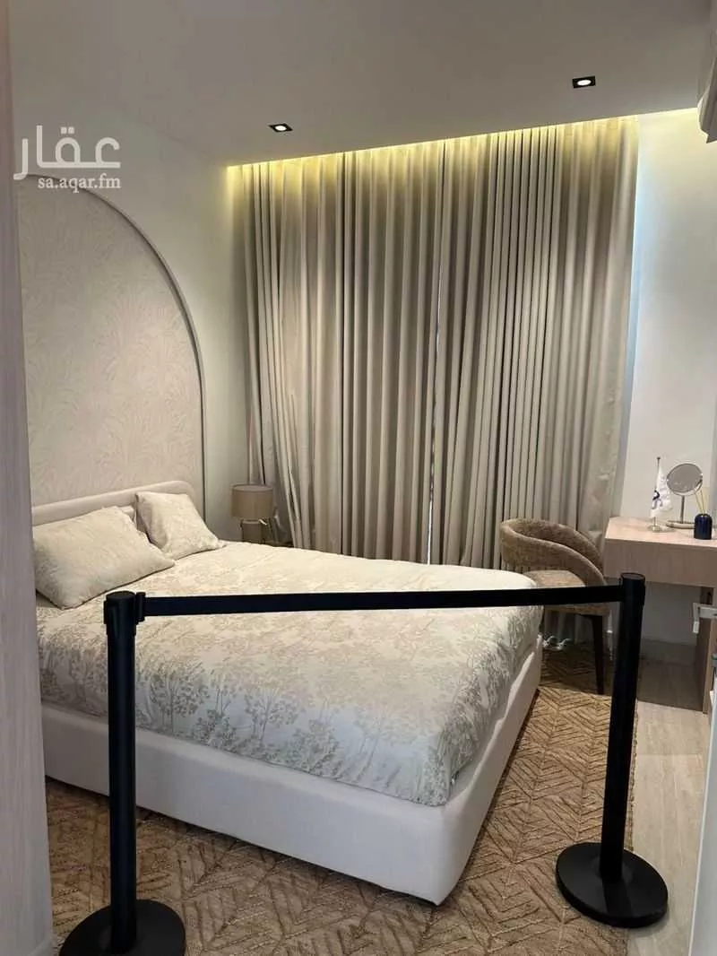 فيلا 5 غرف في عكاظ 9