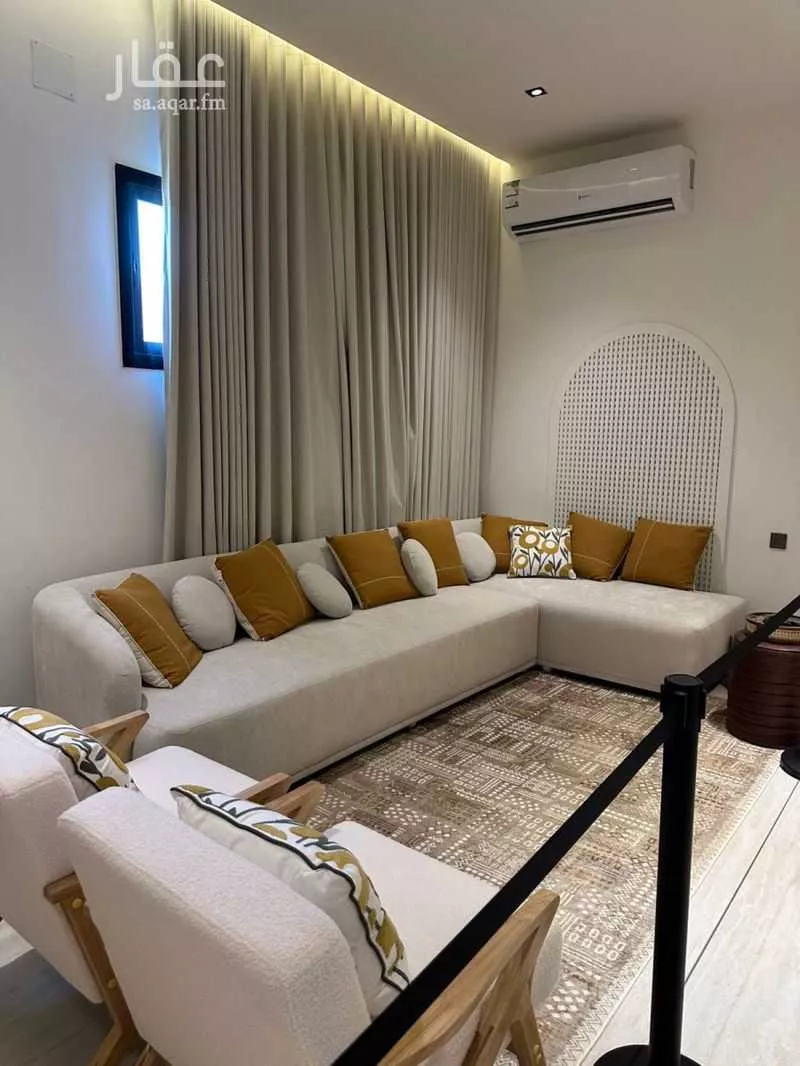 فيلا 5 غرف في عكاظ 10