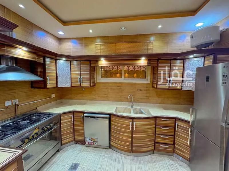 فيلا 6 غرف في العزيزية 14