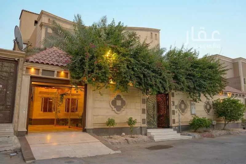 فيلا 6 غرف في العزيزية 37