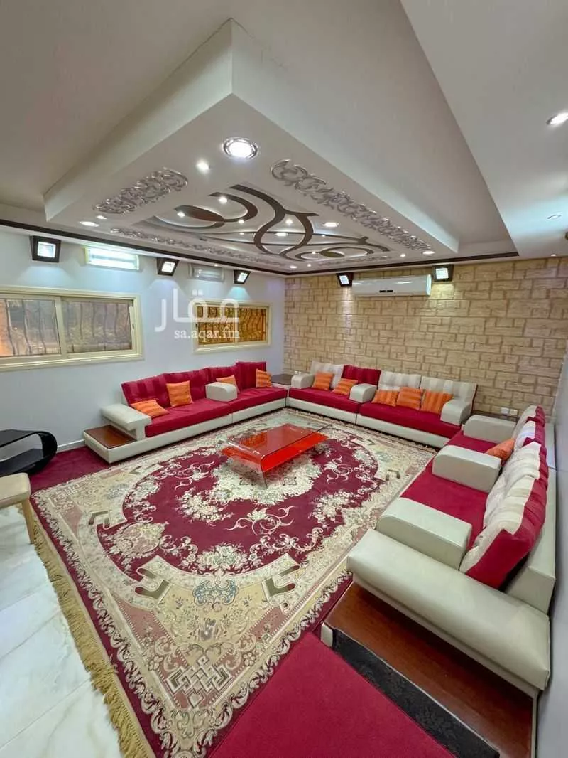 فيلا 6 غرف في العزيزية 44