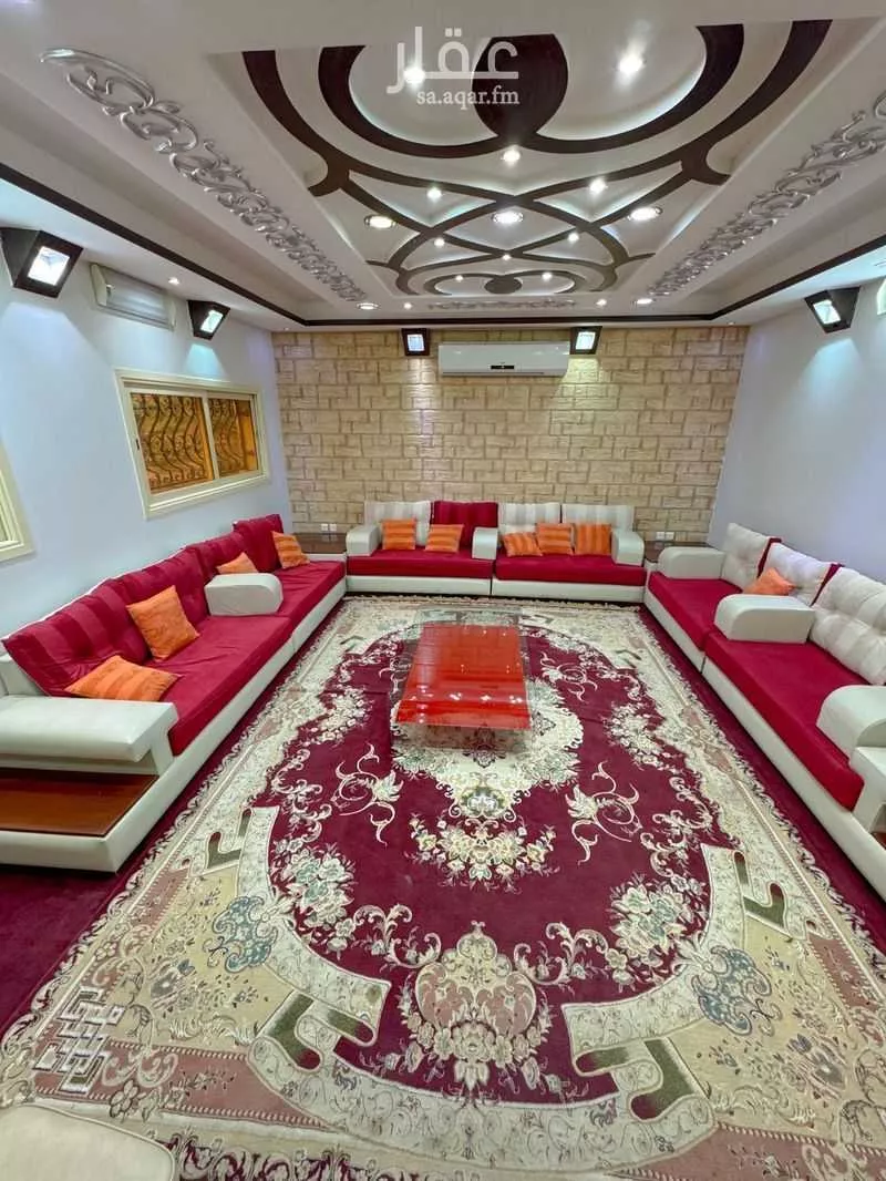 فيلا 6 غرف في العزيزية 45