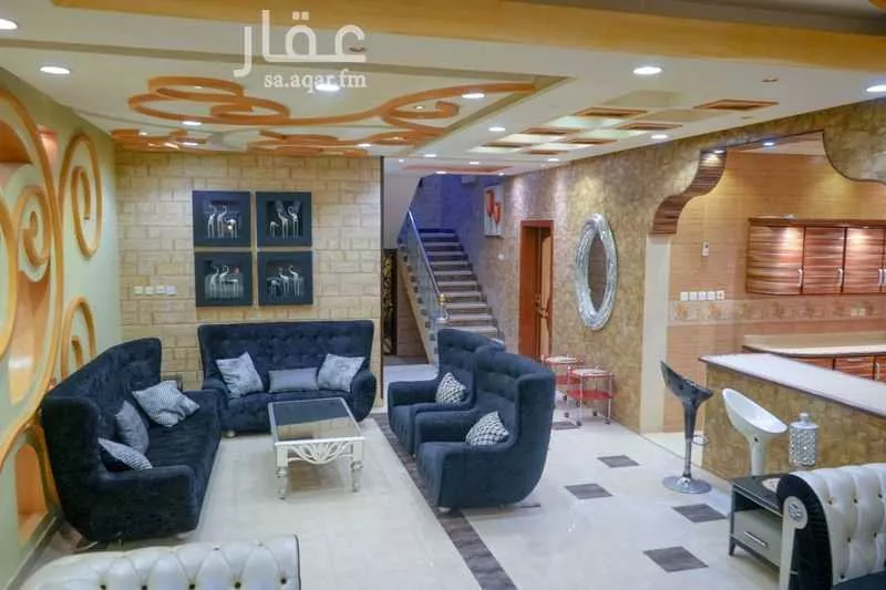 فيلا 6 غرف في العزيزية 48