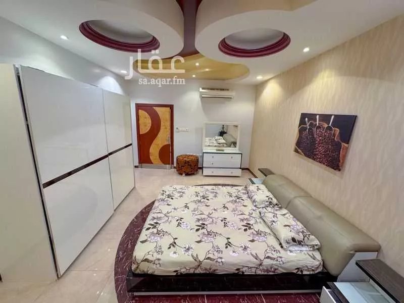 فيلا 6 غرف في العزيزية 8