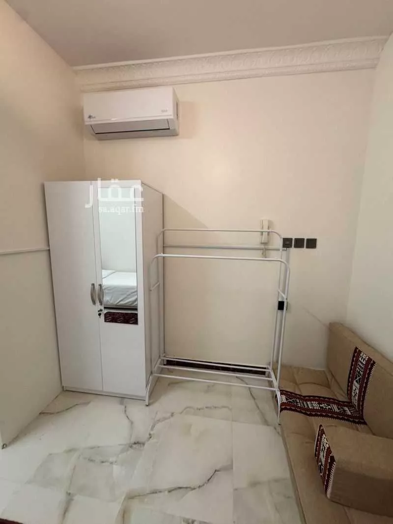 1 bedroom floor in Al Yarmouk 4