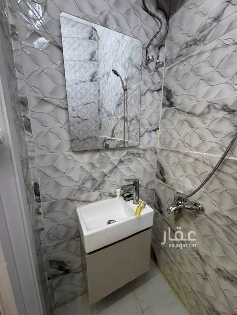1 bedroom floor in Al Yarmouk 6