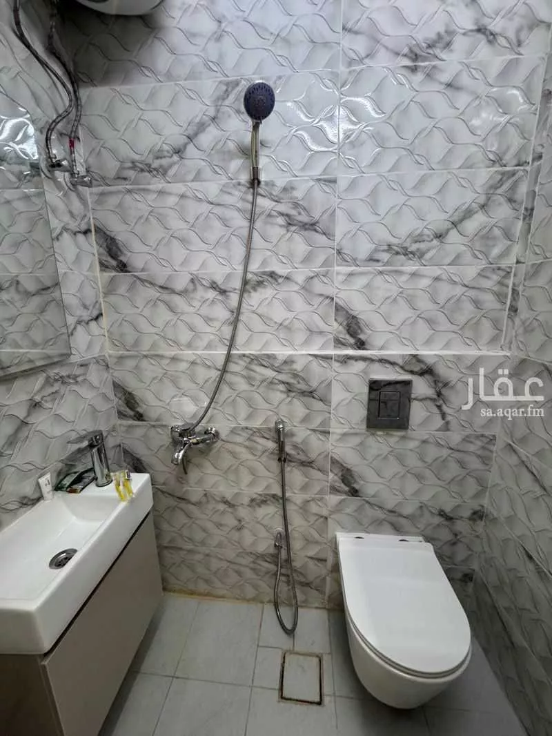 1 bedroom floor in Al Yarmouk 7