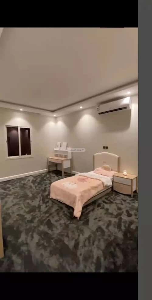 6 bedroom villa in Al Amwaj 4