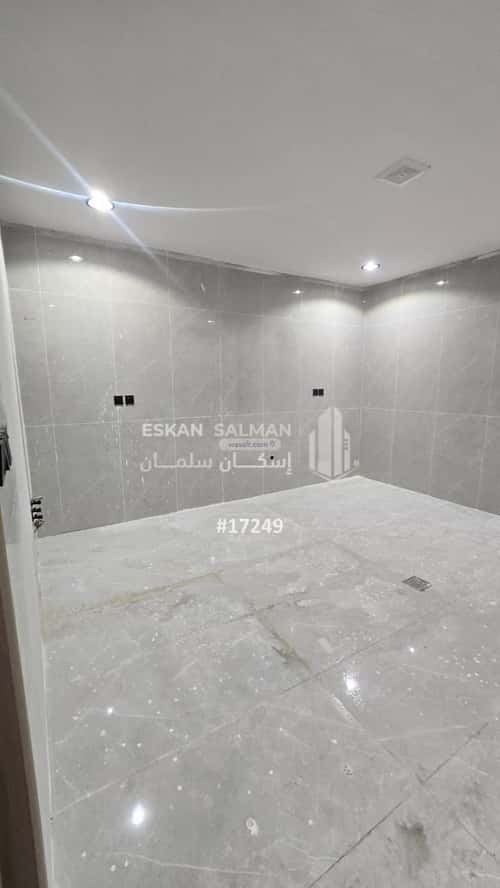 8 bedroom villa in Al Aqiq 5