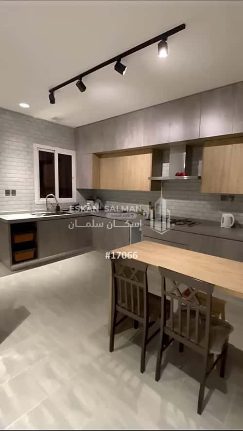 فيلا 8 غرف في الأمواج 5