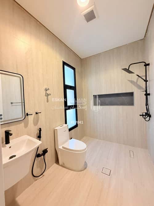 8 bedroom villa in Al Amwaj 4
