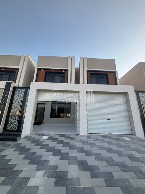 7 bedroom villa in Al Amwaj 5