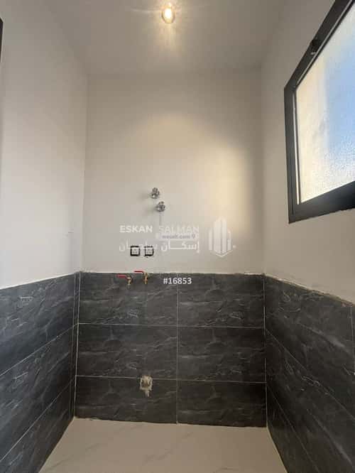 7 bedroom villa in Al Amwaj 9
