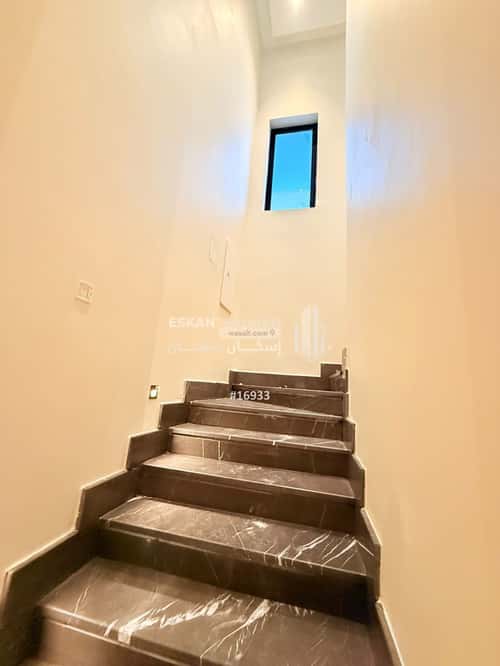 6 bedroom villa in As Sawari 4