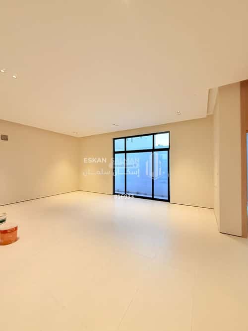 6 bedroom villa in As Sawari 8