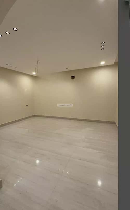 5 bedroom villa in As Sawari 4