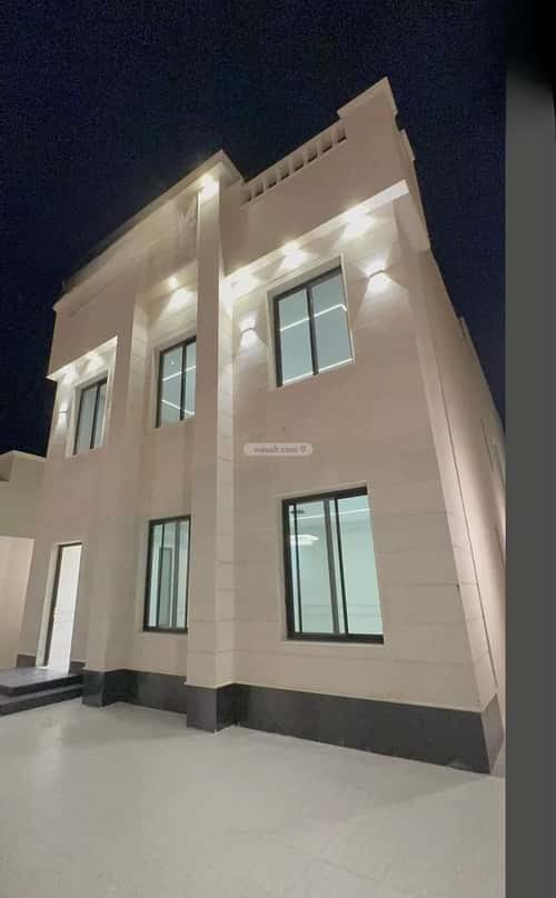 6 bedroom villa in Al Amwaj 1