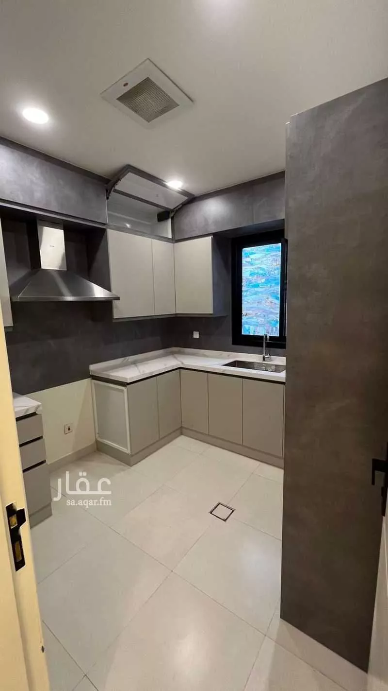3 bedroom apartment in Irqah 6