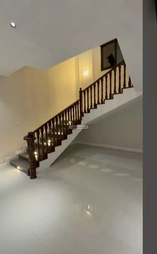 6 bedroom villa in Al Amwaj 4