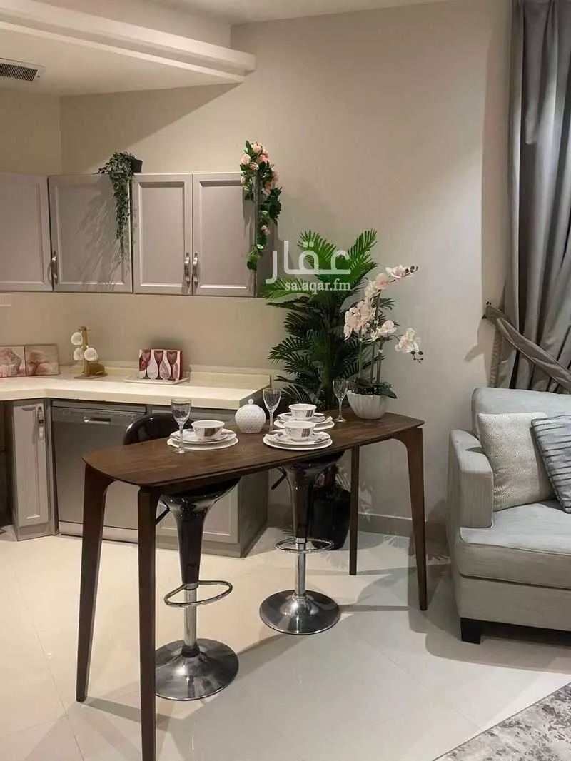 6 bedroom apartment in Al Qairawan 4
