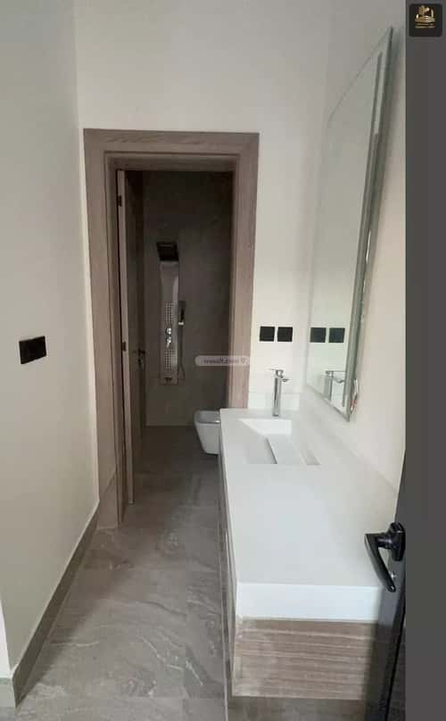 4 bedroom villa in At Tahliyah, Eastern Province 5