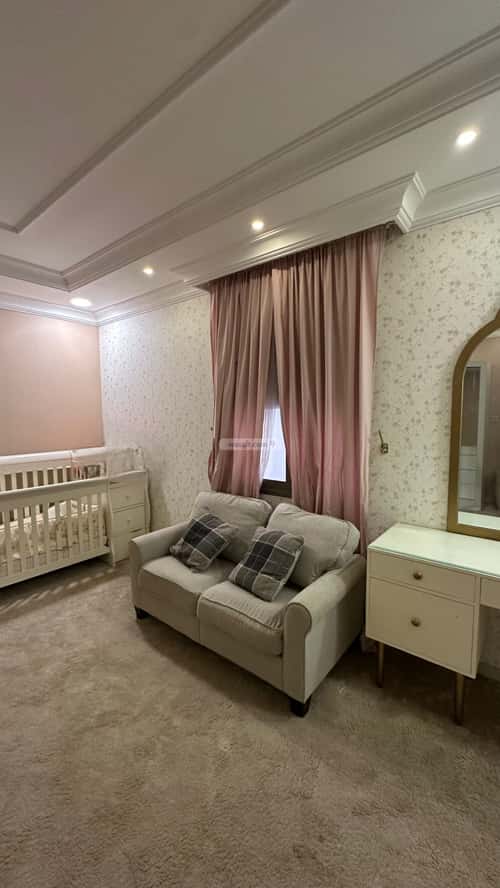 فيلا 11 غرف في البحيرة 4