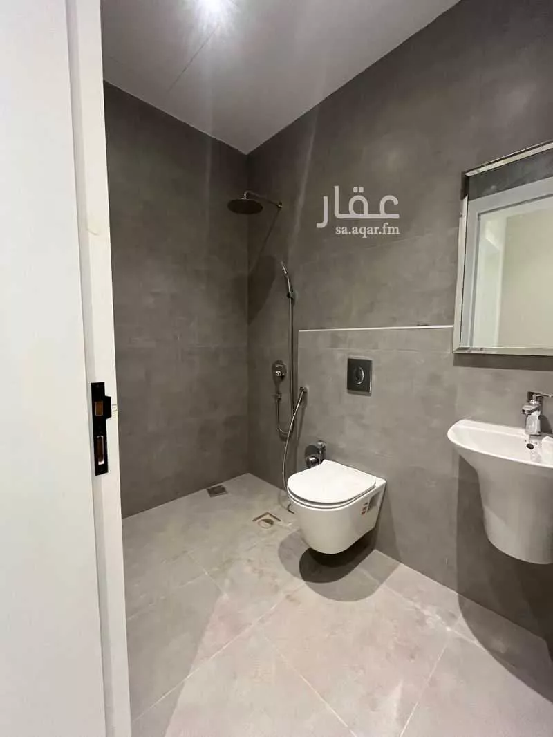 شقة 5 غرف في العارض 2