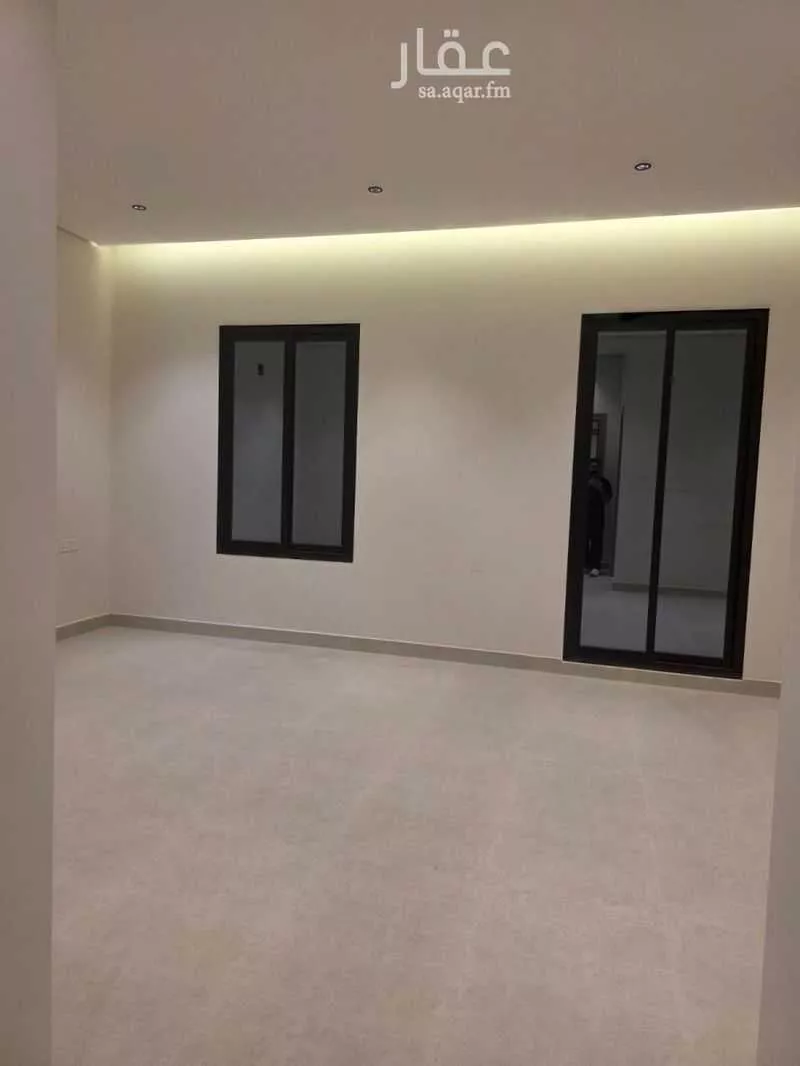 فيلا 10 غرف في الفاروق 7