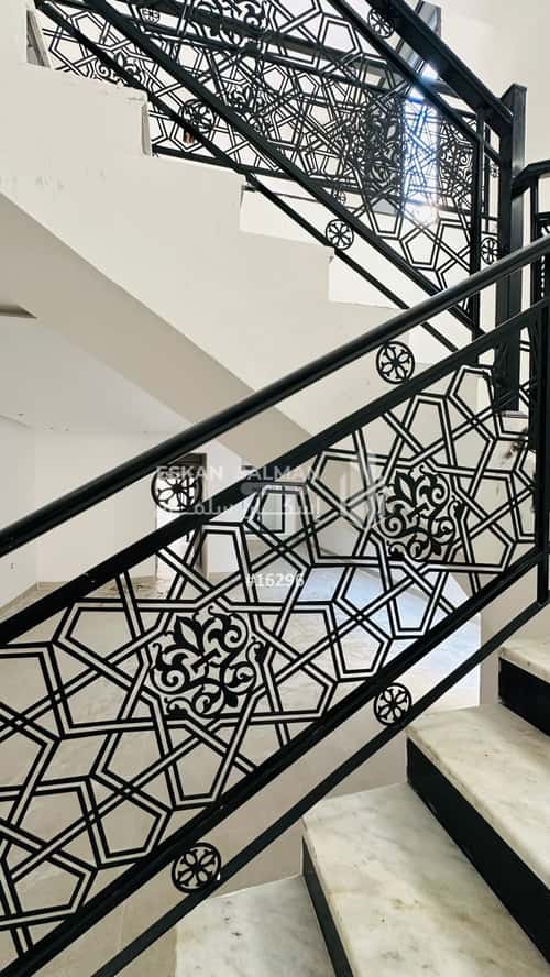 فيلا 12 غرف في الأمواج 5