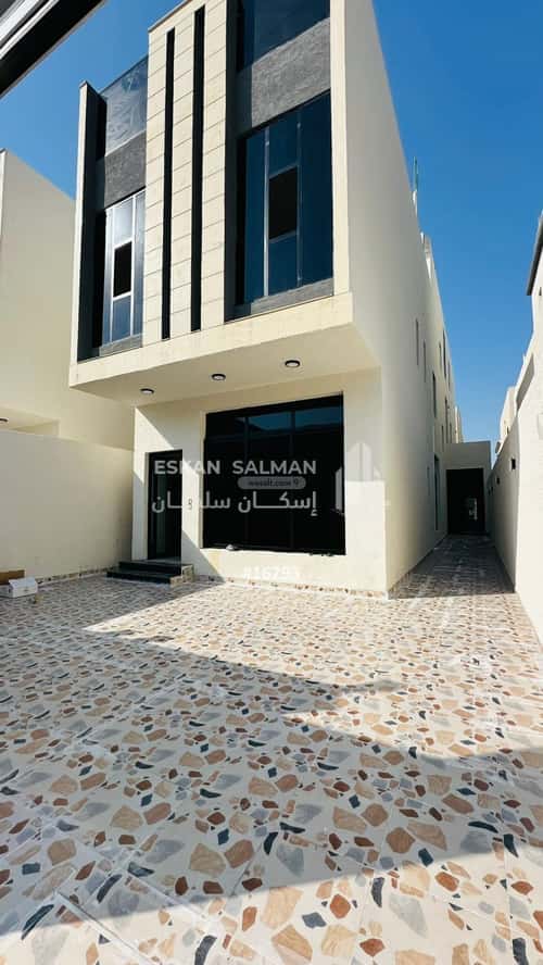 12 bedroom villa in Al Amwaj 5