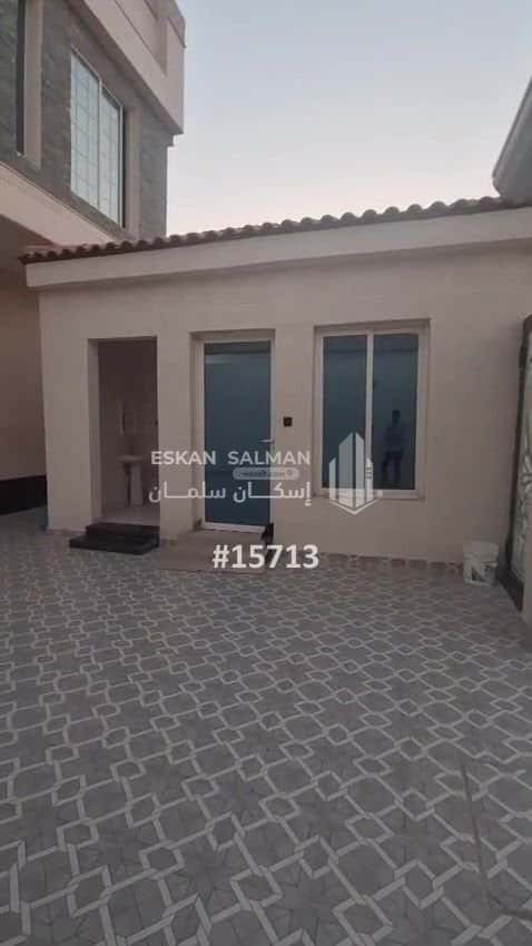 فيلا 9 غرف في الأمواج 11