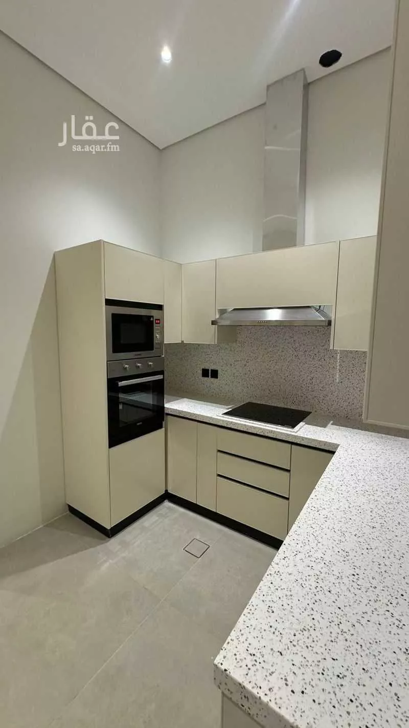 3 bedroom apartment in Qurtubah 8