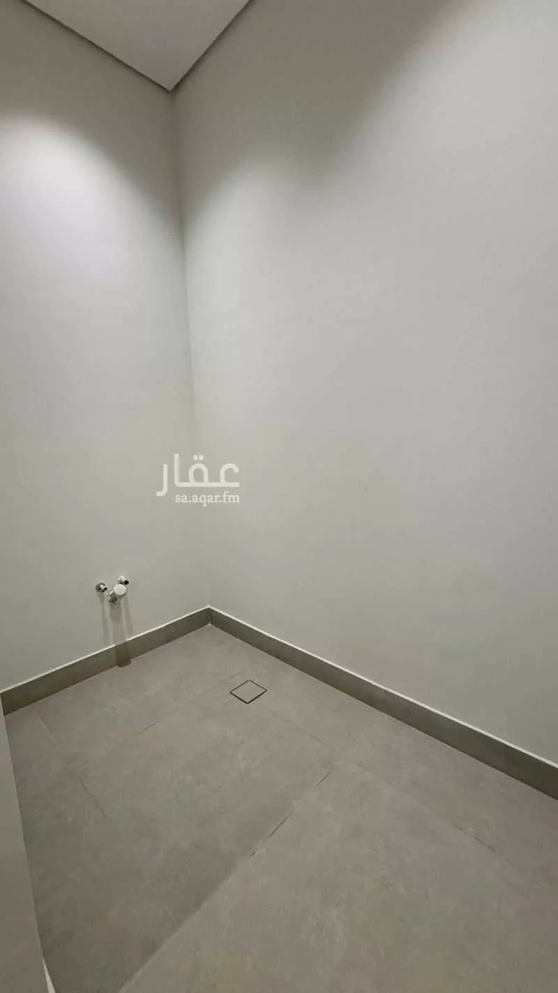3 bedroom apartment in Qurtubah 10