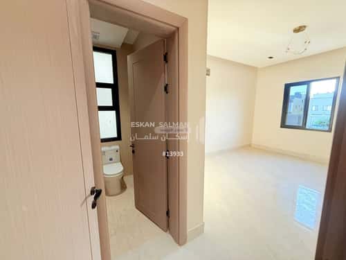 9 bedroom villa in Al Amwaj 2