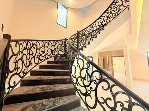 9 bedroom villa in Al Amwaj 3