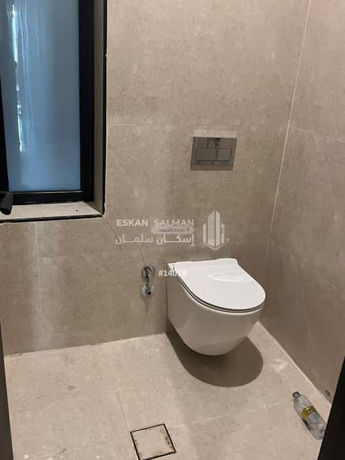 5 bedroom apartment in Al Hamra 4